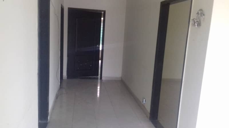 Haider Design 10 Marla 4 Bedrooms with basement House For Sale Sector-C Askari-10 Lahore 24