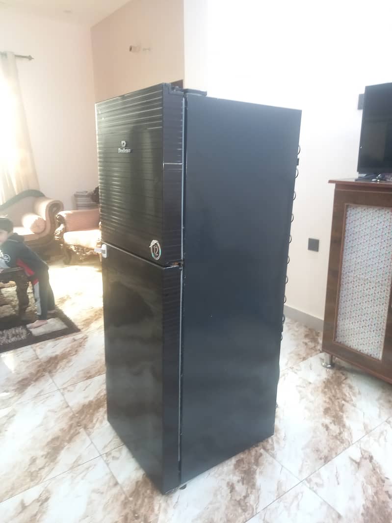 Dawlance REFRIGERATOR Good Condition 11