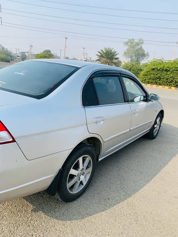 Honda Civic Oriel 2004 6