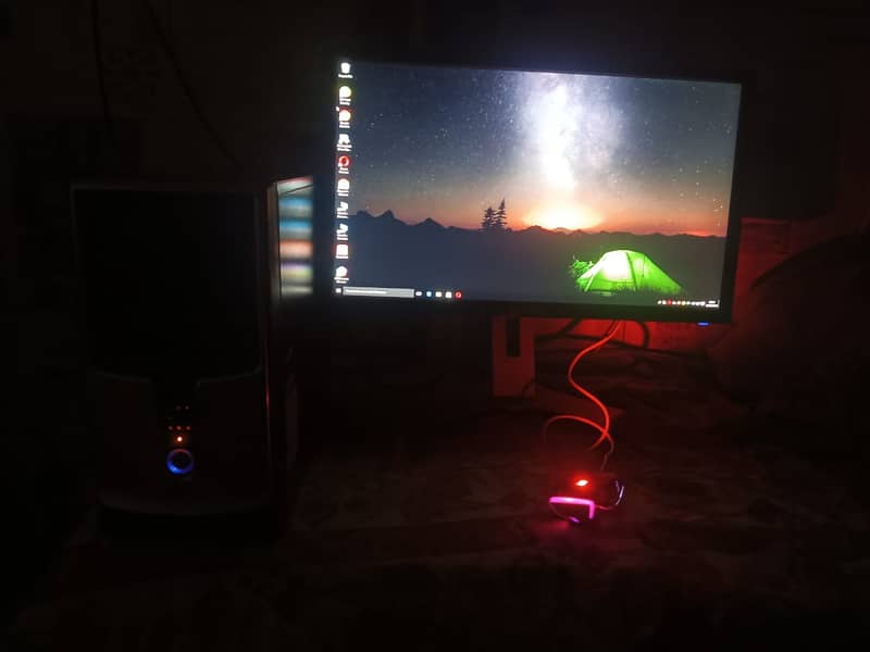 GAMING PC  AMD A8 5500 and ASUS LED 24 inch HDMI 2