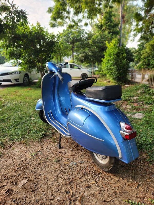 Vespa 1962 150 cc 3