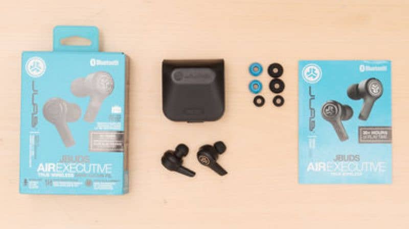 JLab earbuds premium quality sound 3