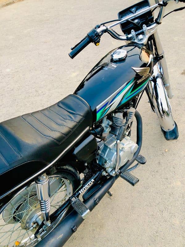 Honda CG 125 Islamabad Number 2022 Model 4