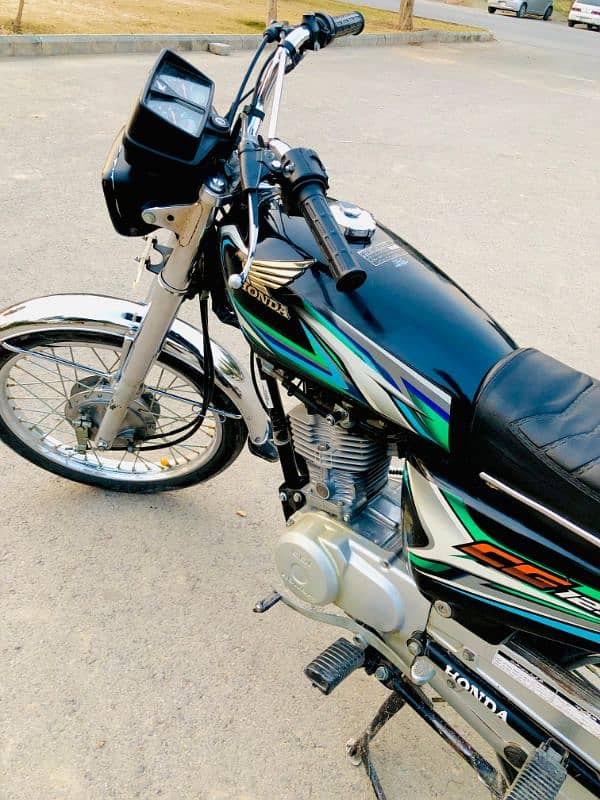 Honda CG 125 Islamabad Number 2022 Model 5