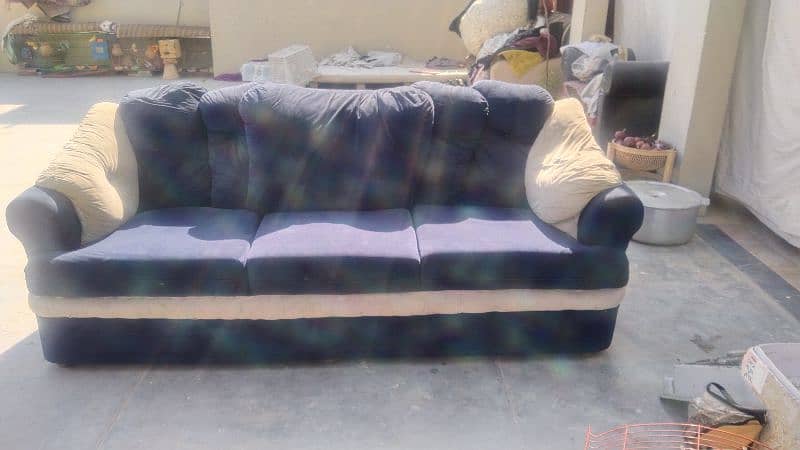 5 seater sofa set negotiable hai 2