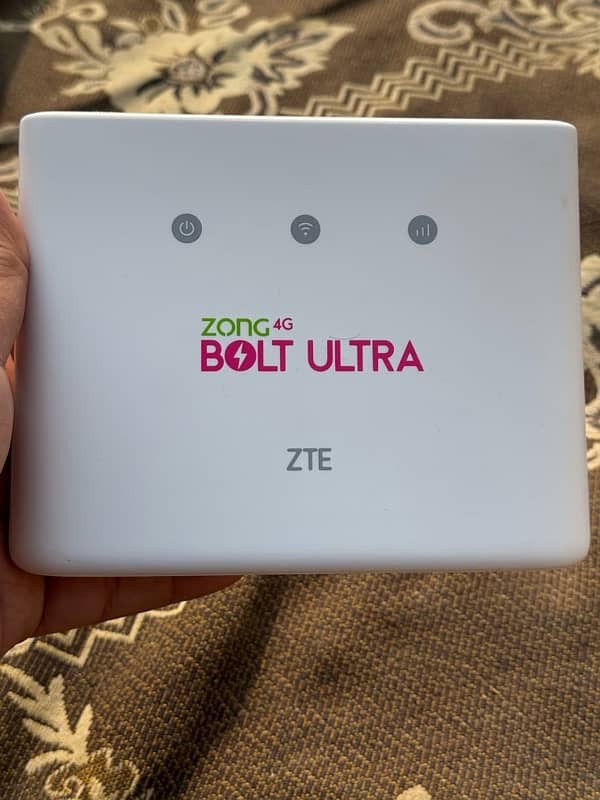 ZONG BOLT ULTRA ZTE 4G SIM ROUTER 1