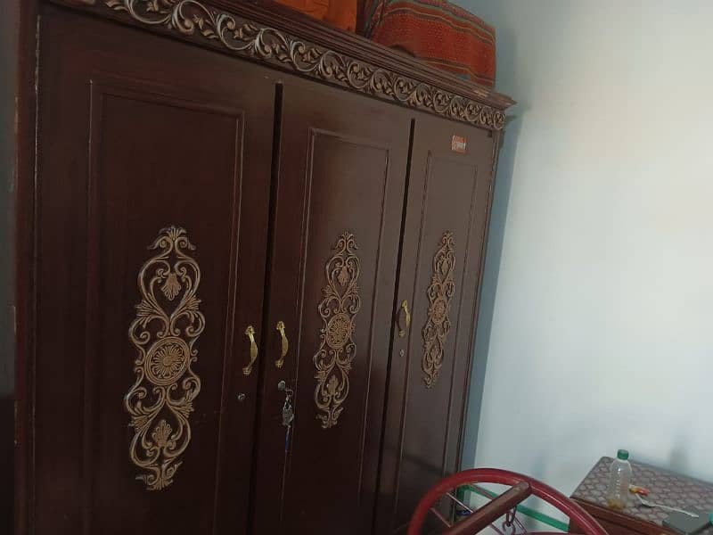 2 Year use Furniture Achi Condition ma ha rbata 03175691665 3