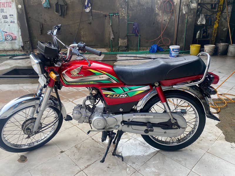 Honda CD 70 2021 3