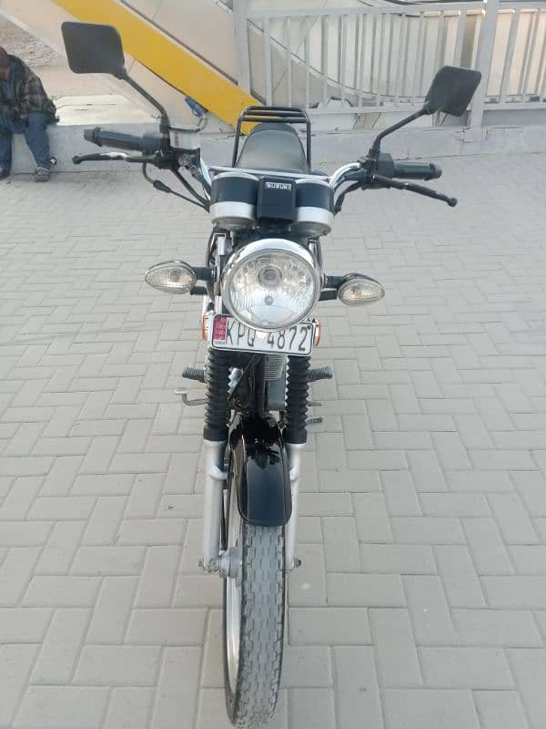 Suzuki GS 150 5