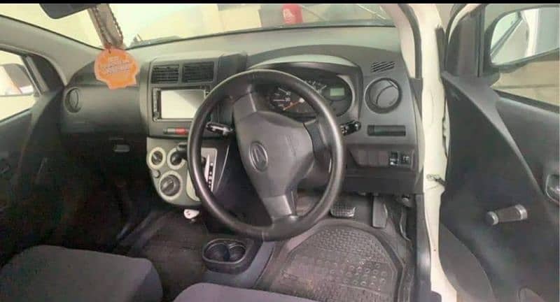 Daihatsu Mira 2014 6