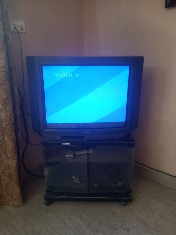 Old Box Sony TV 1