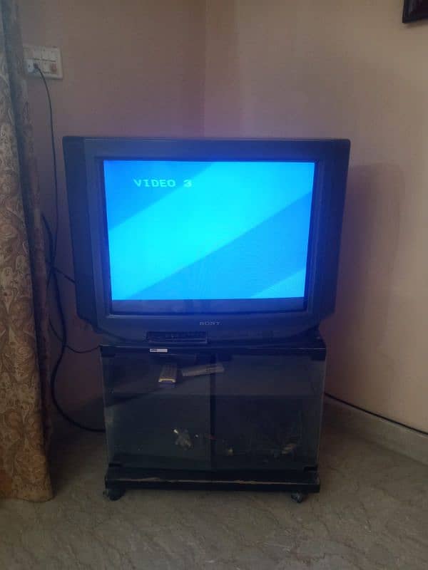 Old Box Sony TV 2