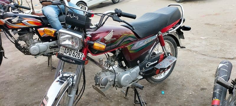 Honda CD 70 4