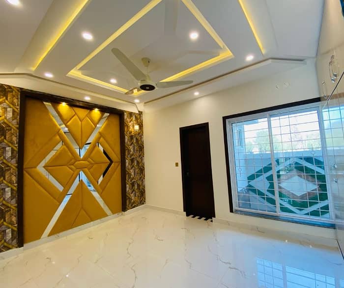 5 Marla Brand New House For Sale In DHA 9 Town 8