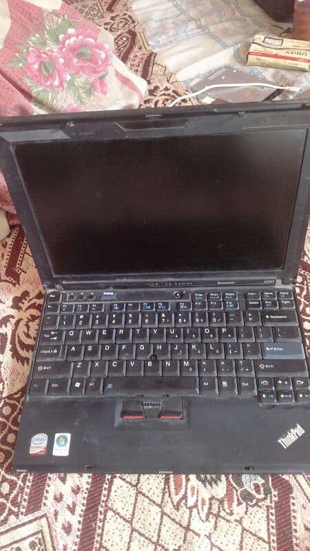 Lenovo x200 0