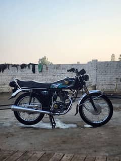 Honda 125 cc model 2019 urgent for sale