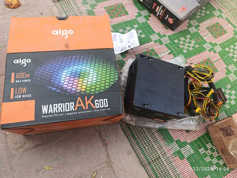 Aigo Warrior AK 600w Powersupply - Barely Used 1