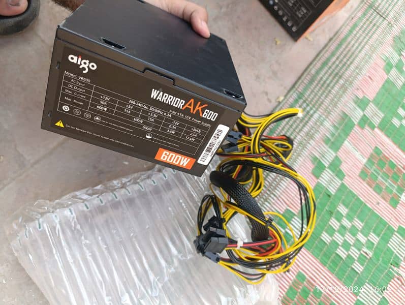 Aigo Warrior AK 600w Powersupply - Barely Used 4