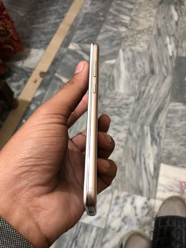 vivo y67 4Gb Ram 64Gb Rom only Mobile Phone with cable 3