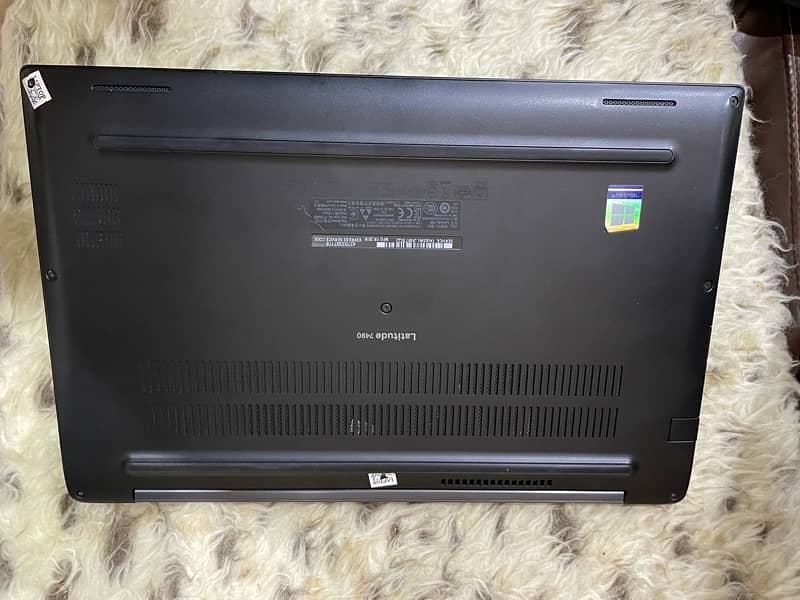 Dell latitude 7490 i5 8th generation 4