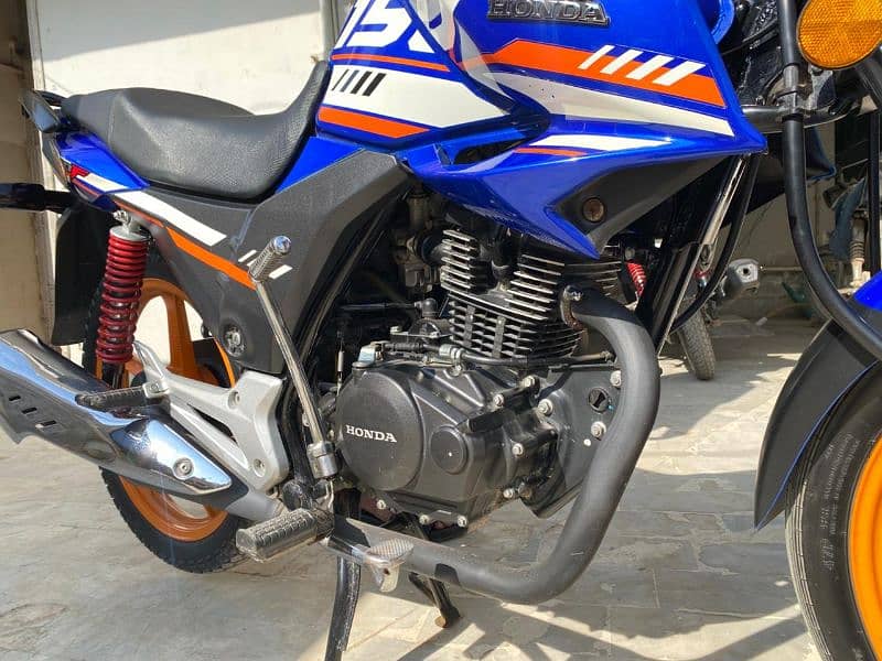 Honda cb 150f se 4000km only 2