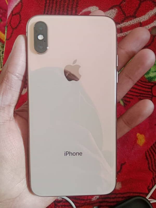 iphone XS  64GB  Factory Unlock 0