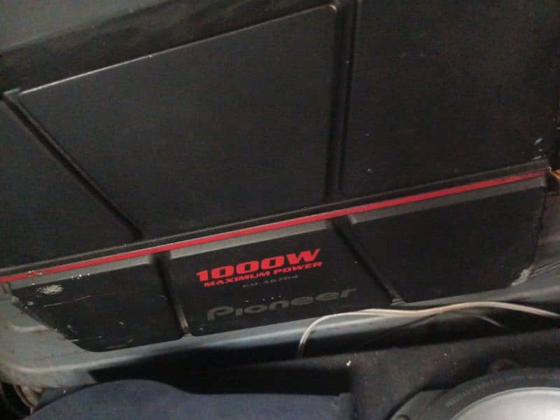 pionieer 1000w amplifier 0