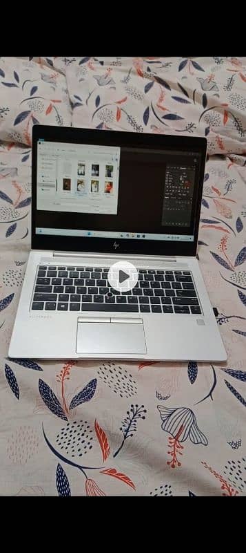 Hp elitebook 830 g5  Core i5 8th Generation 0