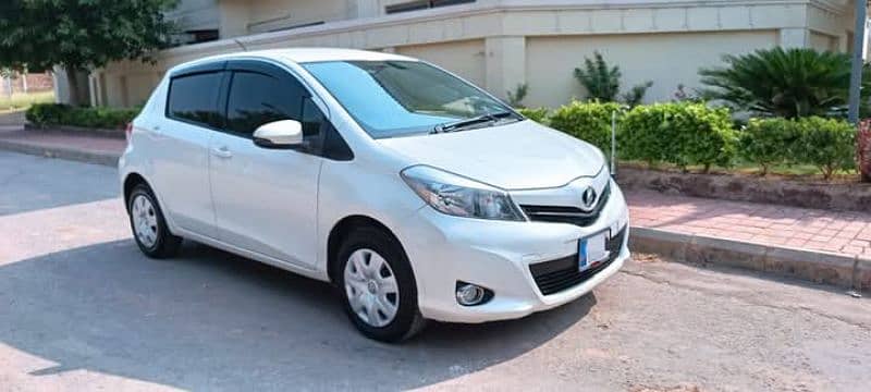 Toyota Vitz 2013 1