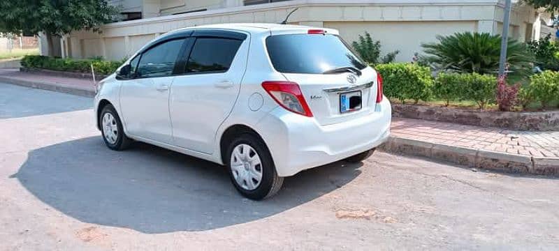 Toyota Vitz 2013 2