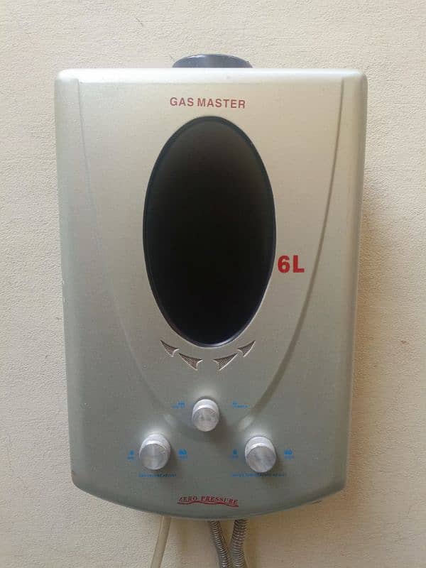 3 month Usd 6 ltr instant geyser gas water heater 100% ok 0321.4848348 0