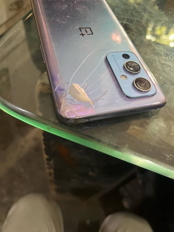 Oneplus 9.8gb ram 128gb memory total genuine ha urgent for sell 3