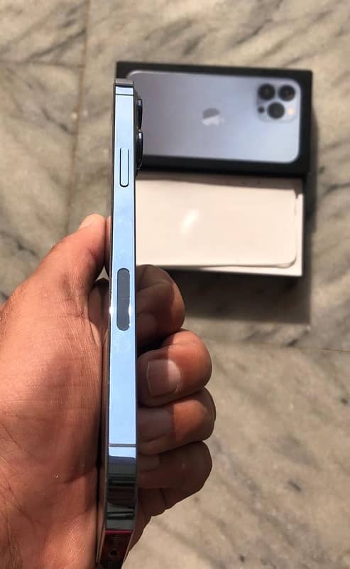 iPhone 13pro max 256 non pta 4