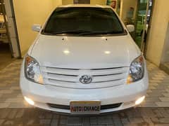 Toyota IST 2006