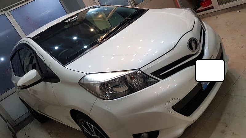 Toyota Vitz 2013 6