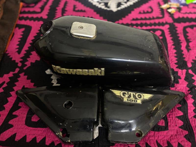 kawasaki gto 100 fuel tank side covers 1