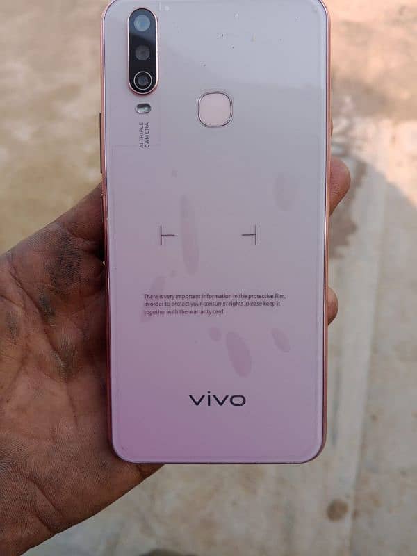 vivo y 17 8+256 0