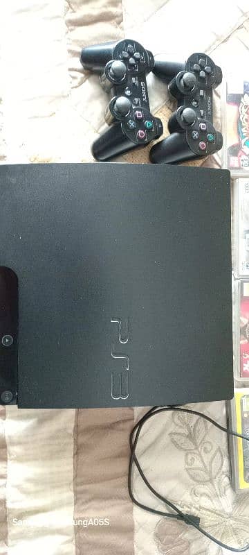 playstation3 slim model 250 Gb 4