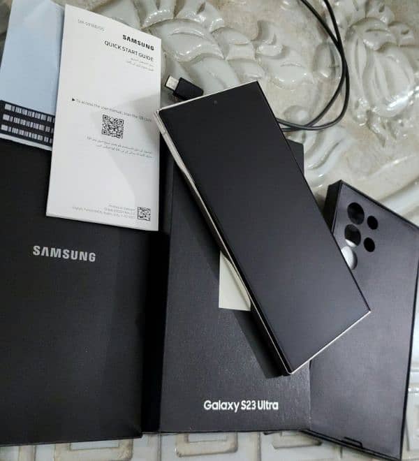 Samsung Galaxy S23 Ultra, Official PTA Approved. Complete Box. 9/10 1