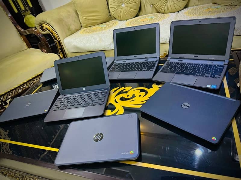 Chrome Books HP & Dell 4