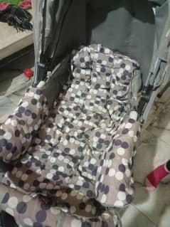 pram (2 seater)