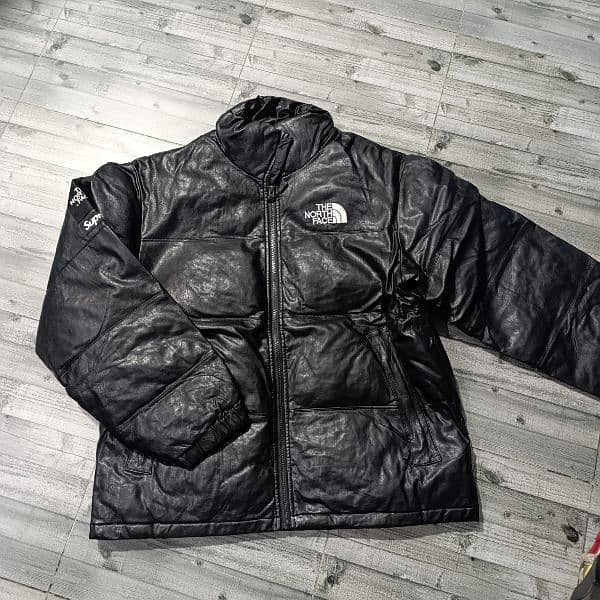 Branded Down Jackets – High-Quality, Warm, and Ultralight 4