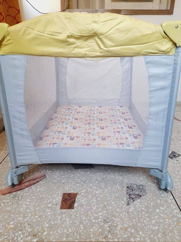 Play pen mother care 3