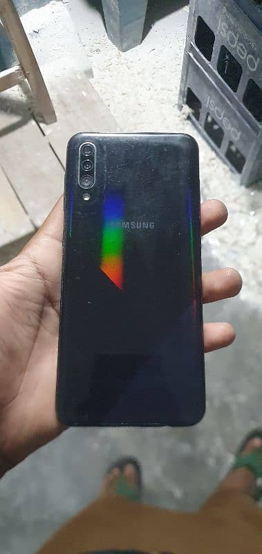 Samsung A3 4