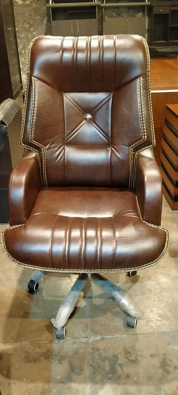 Executive Chairs|CEO Chairs|Office Chairs|Manager Chair|Shop Chair 11