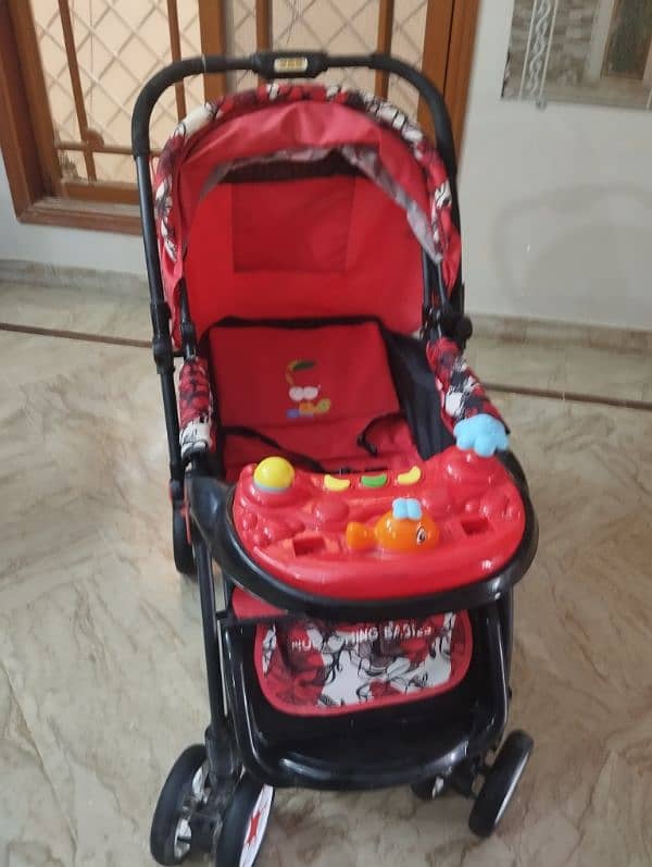 Pram - Stroller In Very Good Condition is Available for Sale 4