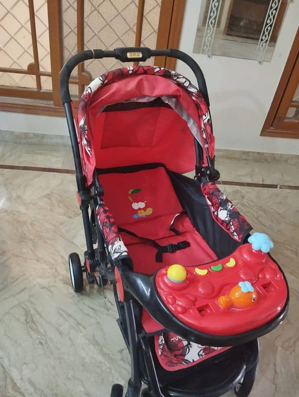 Pram - Stroller In Very Good Condition is Available for Sale 5