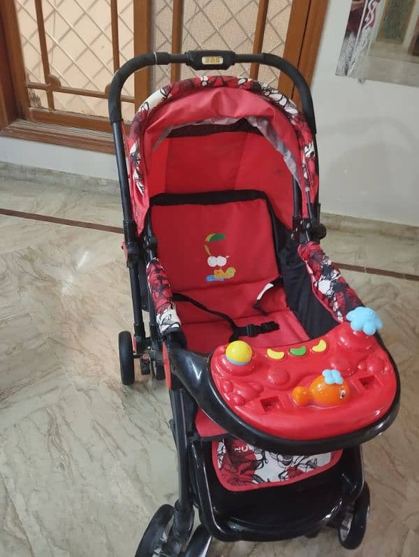 Pram - Stroller In Very Good Condition is Available for Sale 7