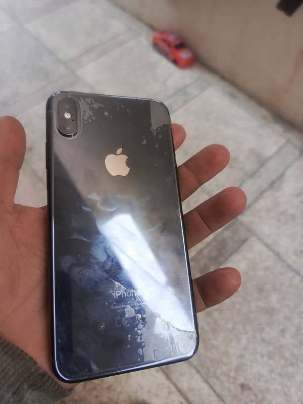 I phone xs max 256gp 7