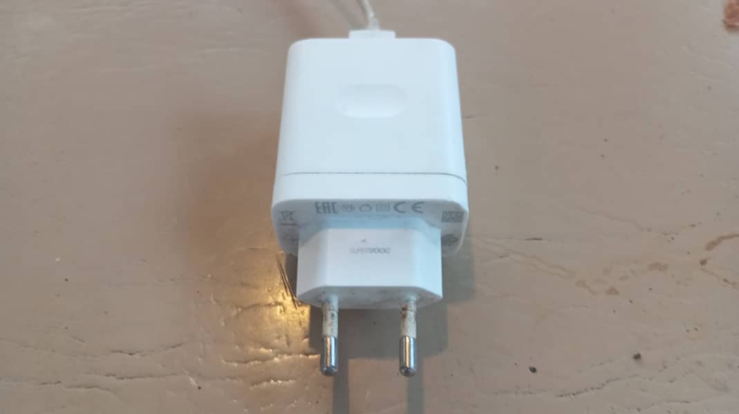 Realme c51 charger 2